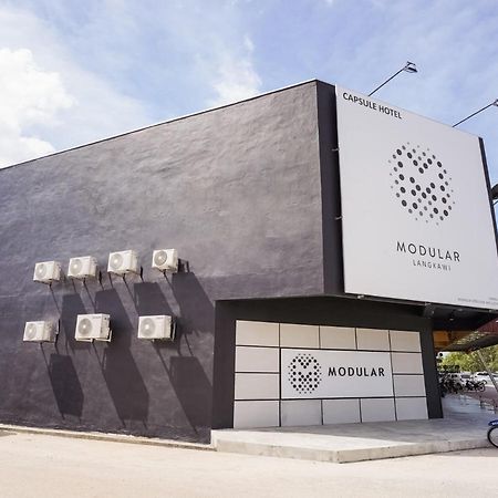 Oyo 89635 Modular Langkawi Capsule Hotel Padang Mat Sirat Ngoại thất bức ảnh