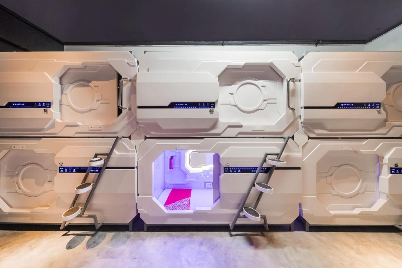 Oyo 89635 Modular Langkawi Capsule Hotel Padang Mat Sirat Ngoại thất bức ảnh
